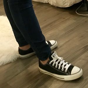 Converse Chuck Taylor All Stars - Women’s size 8